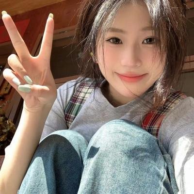山顶上的钟声海报